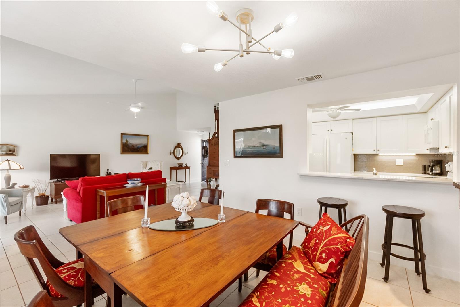 SORRENTO INLET - Residential