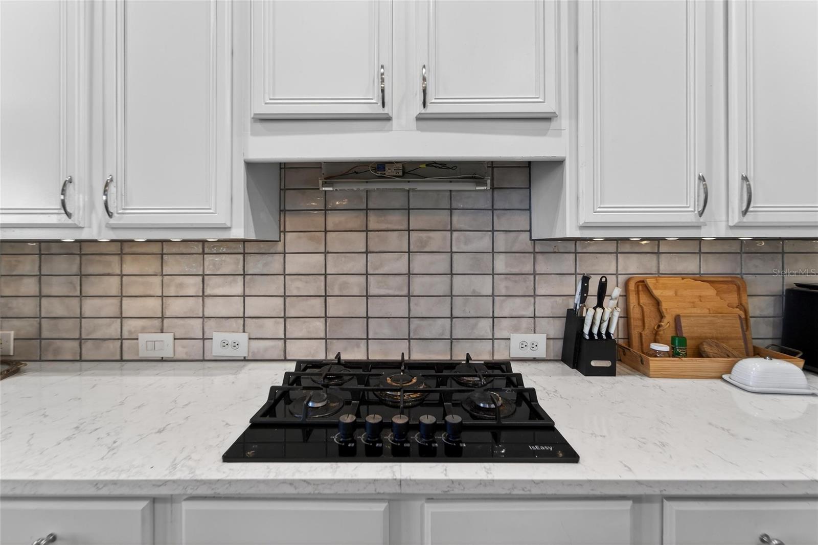 MIRABAY PH 3A-1 - Residential