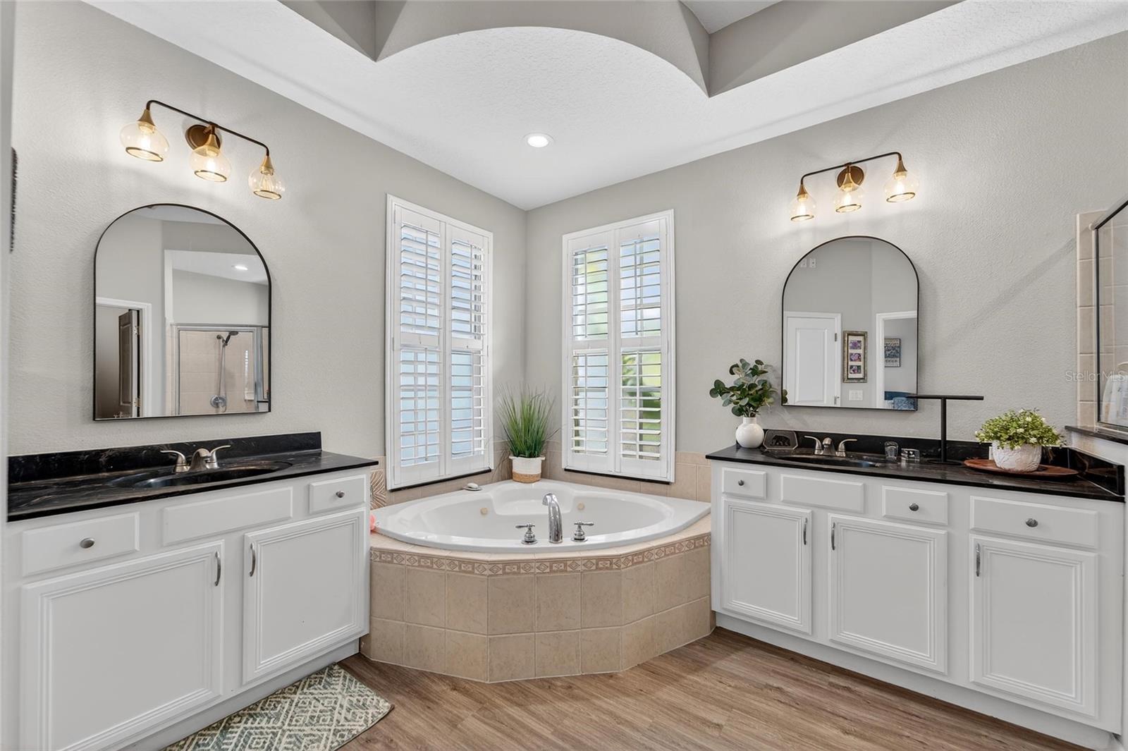 MIRABAY PH 3A-1 - Residential