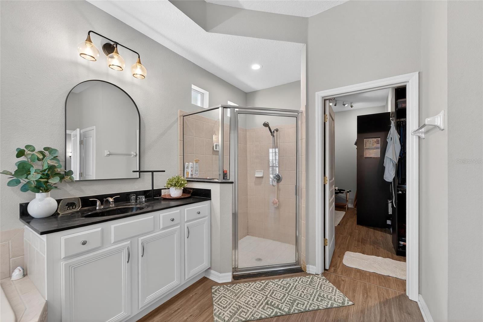 MIRABAY PH 3A-1 - Residential