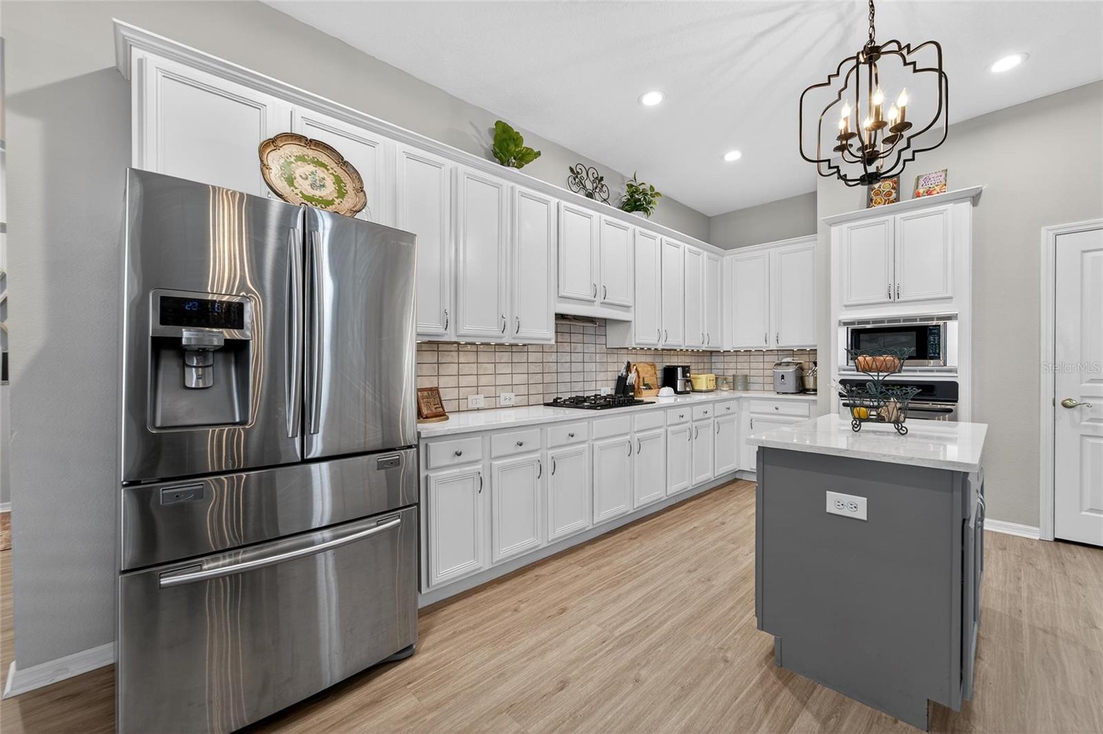 MIRABAY PH 3A-1 - Residential