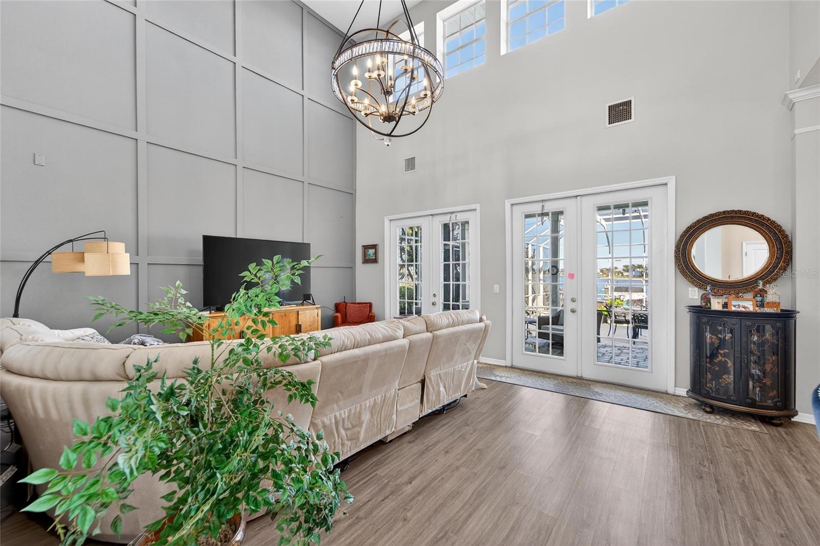 MIRABAY PH 3A-1 - Residential