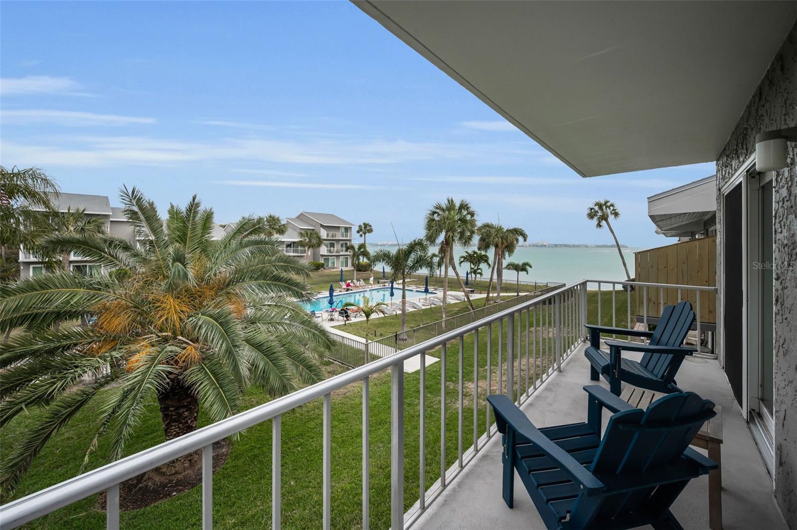 SAND KEY CONDO-BAYSIDE GARDENS III - Residential