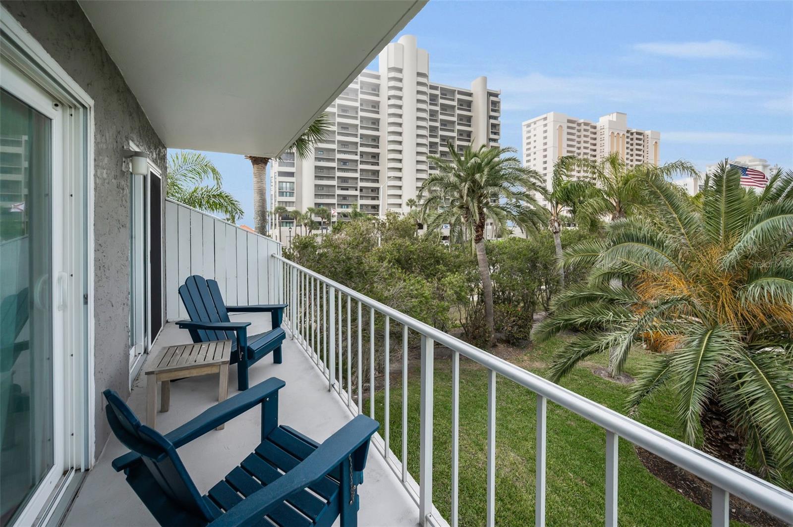 SAND KEY CONDO-BAYSIDE GARDENS III - Residential