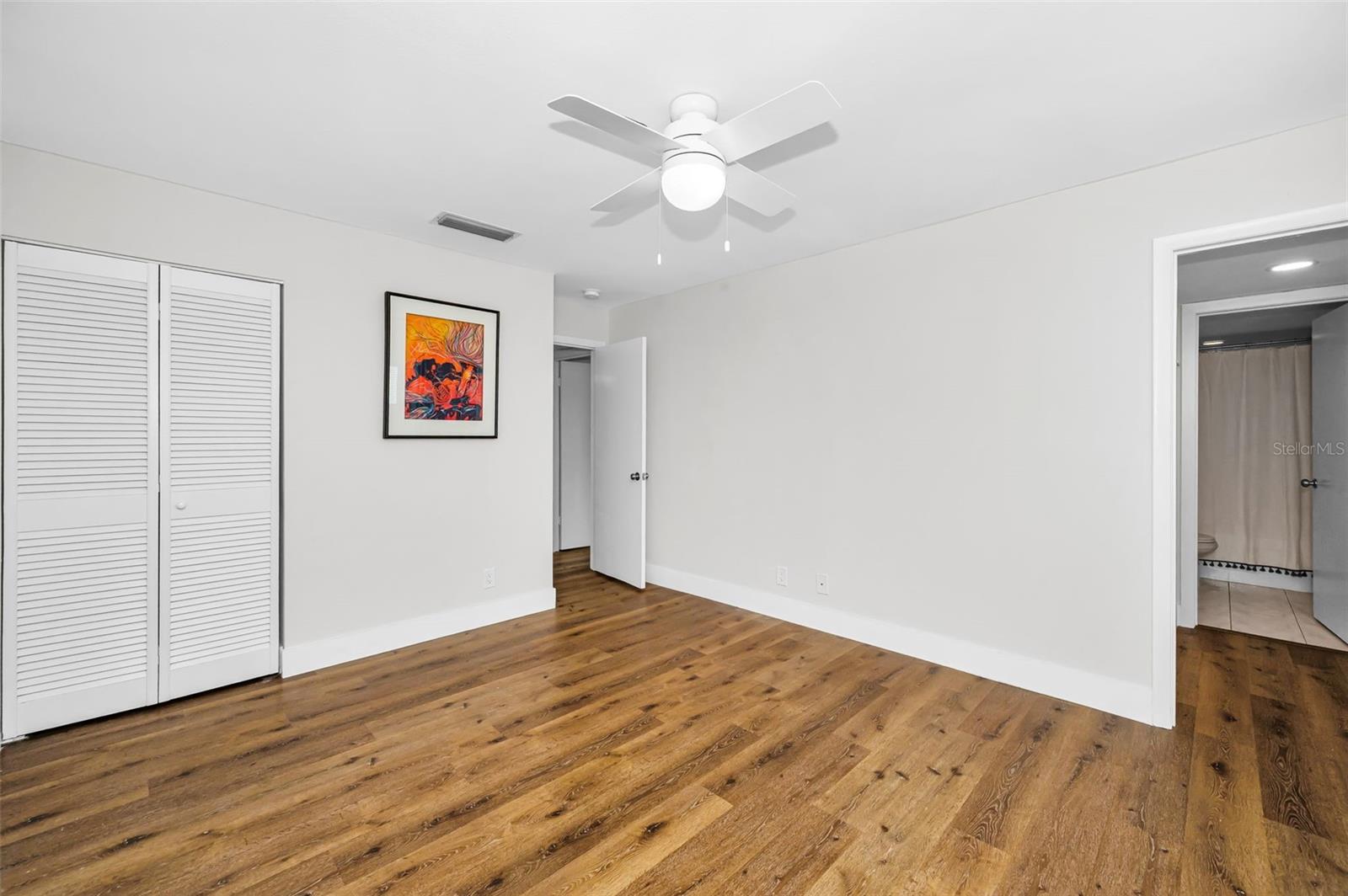 SAND KEY CONDO-BAYSIDE GARDENS III - Residential