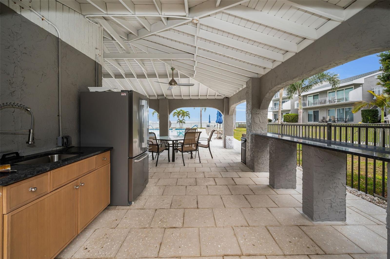 SAND KEY CONDO-BAYSIDE GARDENS III - Residential