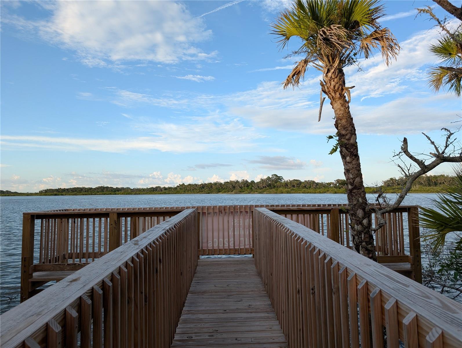 RIVERFRONT ESTS SOUTH - Residential