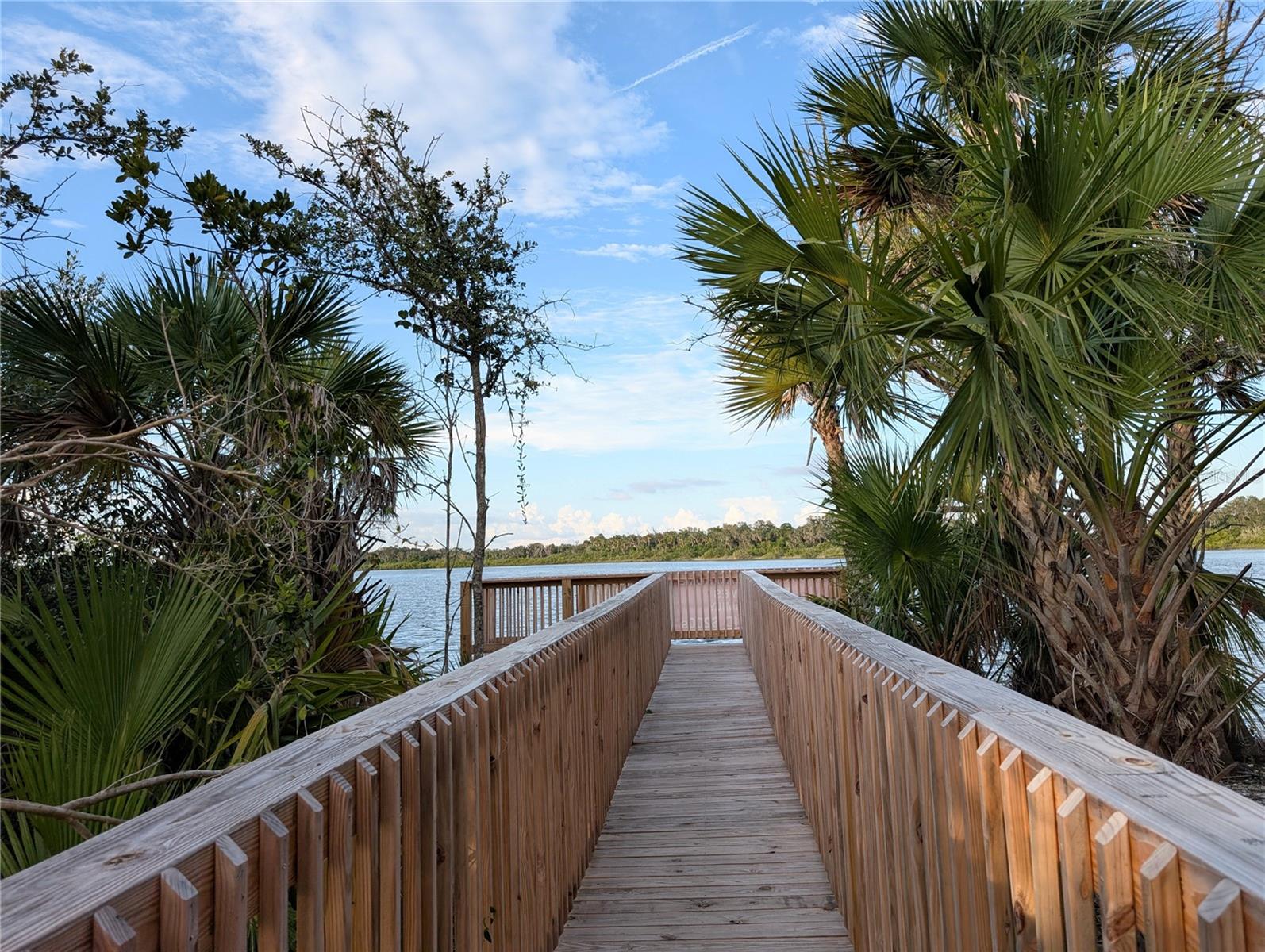 RIVERFRONT ESTS SOUTH - Residential