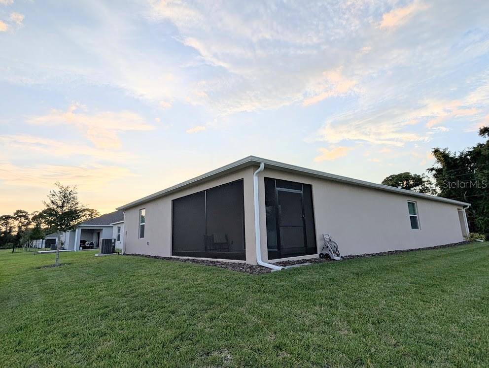 RIVERFRONT ESTS SOUTH - Residential