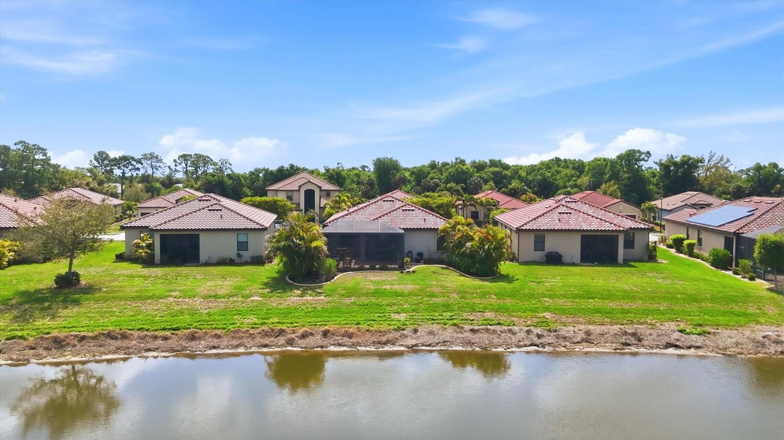 GRAN PARADISO PH 1 - Residential