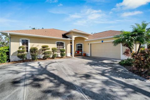 A home in ELLENTON