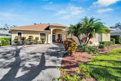 A home in ELLENTON