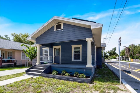 Photo of 212 W Genesee Street, Tampa, FL 33603 (MLS # TB8522379)