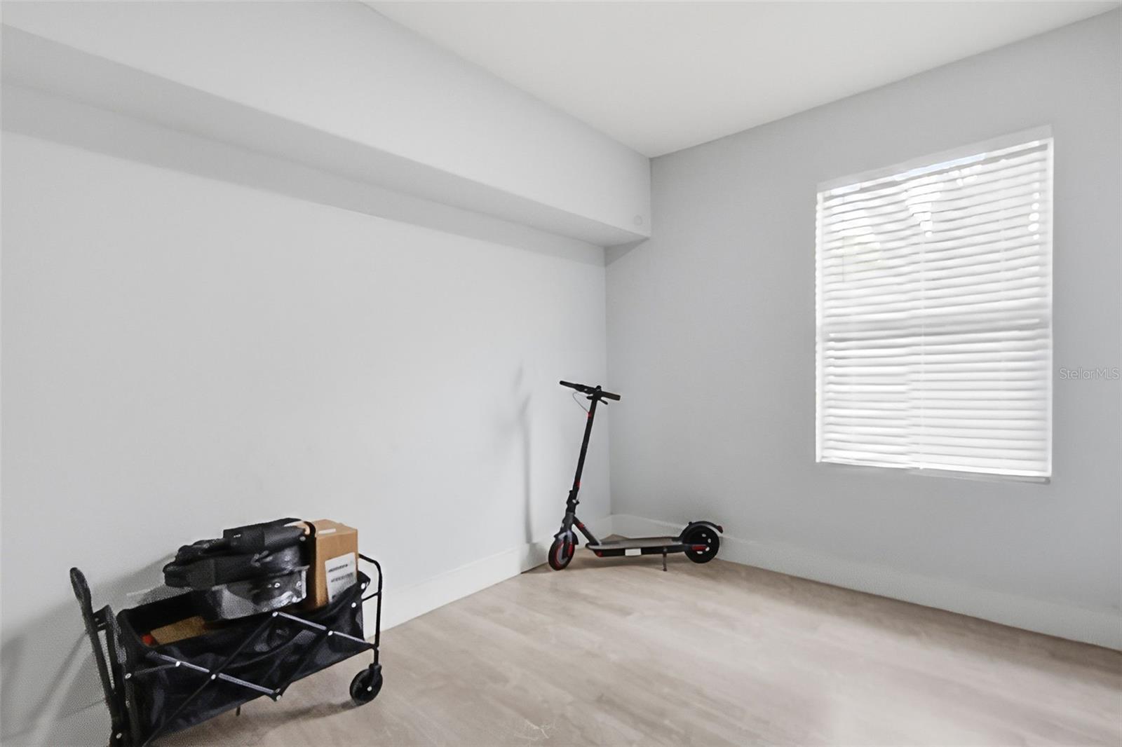 HOLDEN REAL ESTATE COMPANYS ADD - Residential