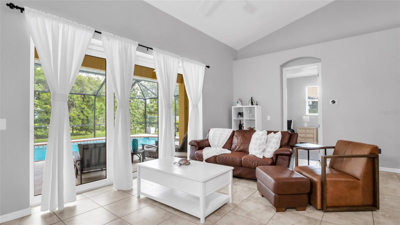 VENICE GARDENS - Residential