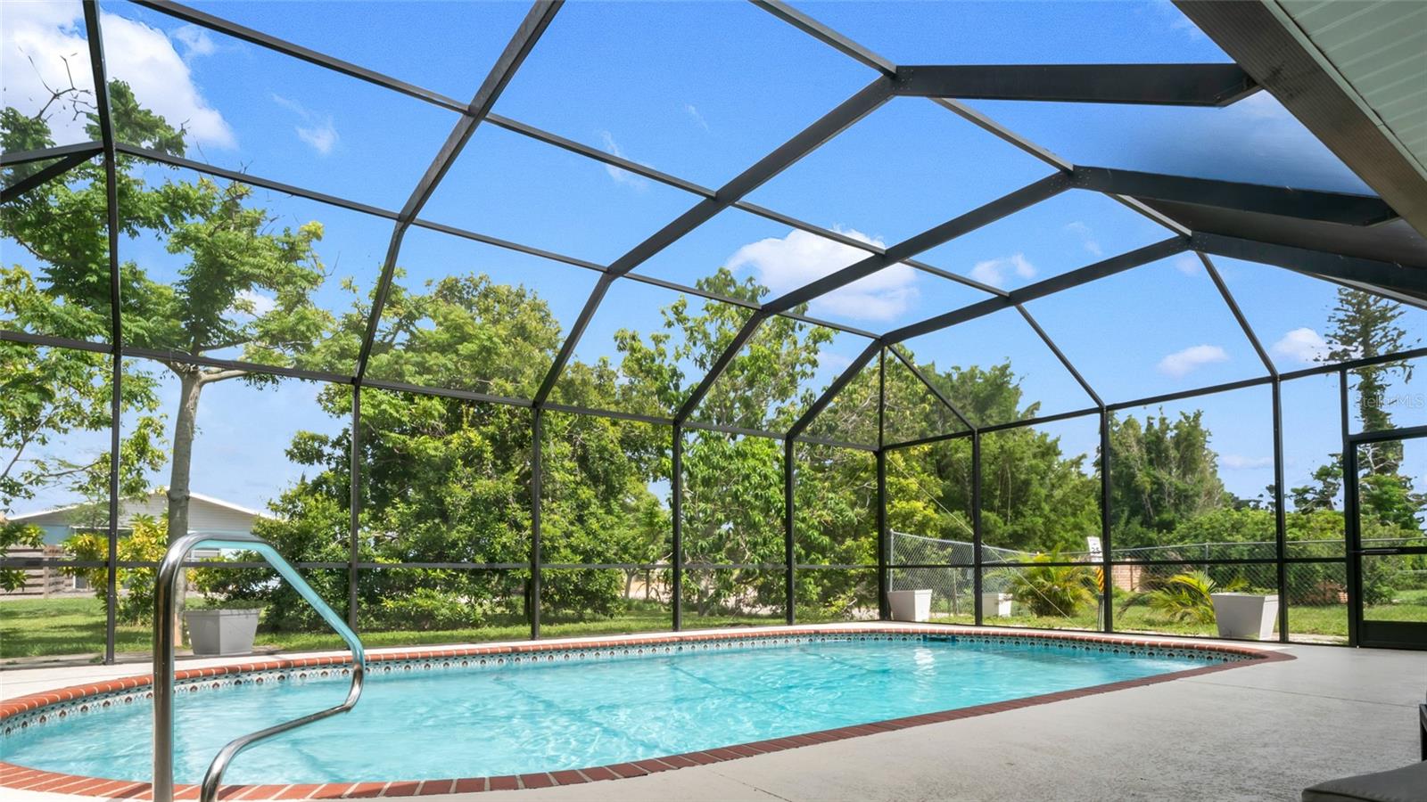 VENICE GARDENS - Residential