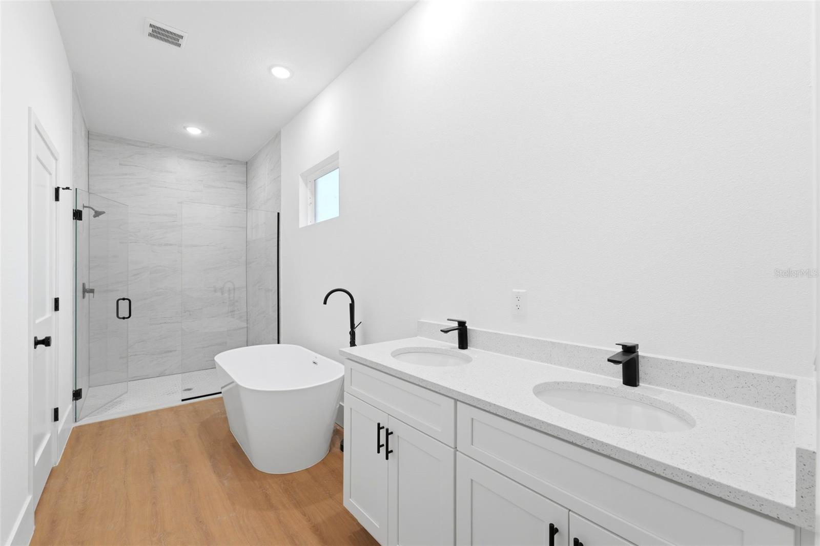 CITRUS SPGS UNIT 13 - Residential