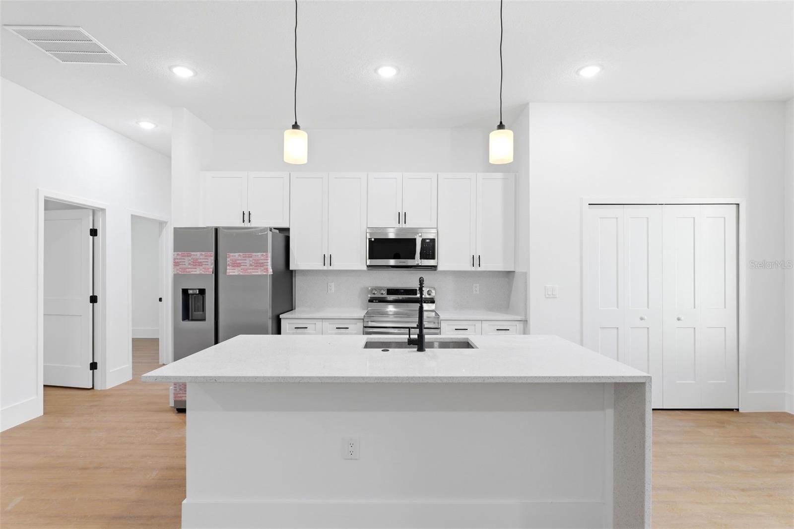 CITRUS SPGS UNIT 13 - Residential