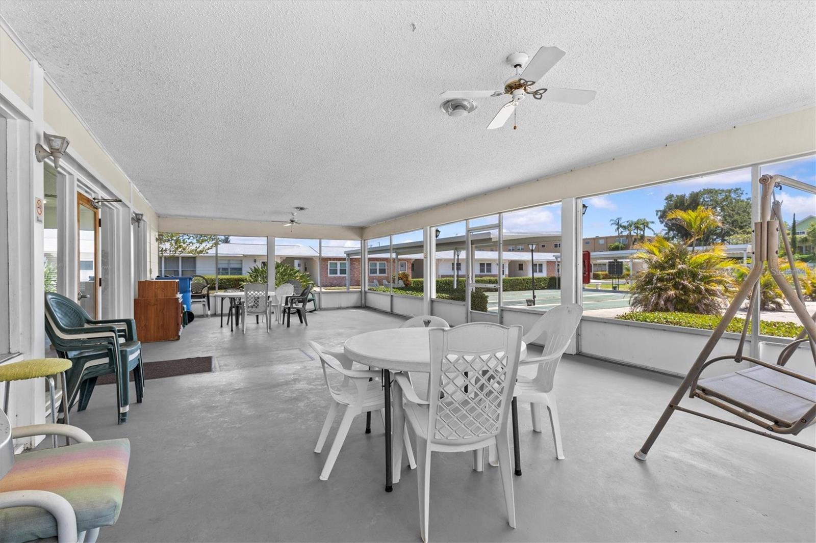 SEMINOLE HILL VILLAS - Residential