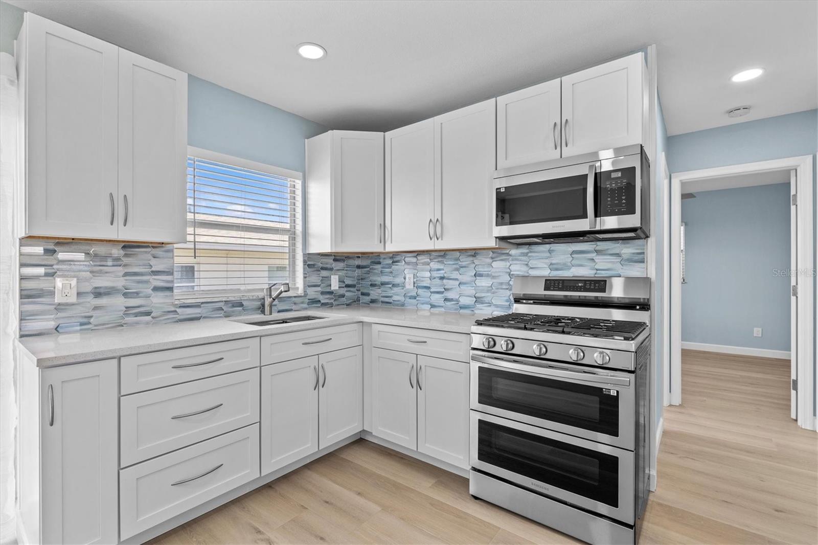 SEMINOLE HILL VILLAS - Residential