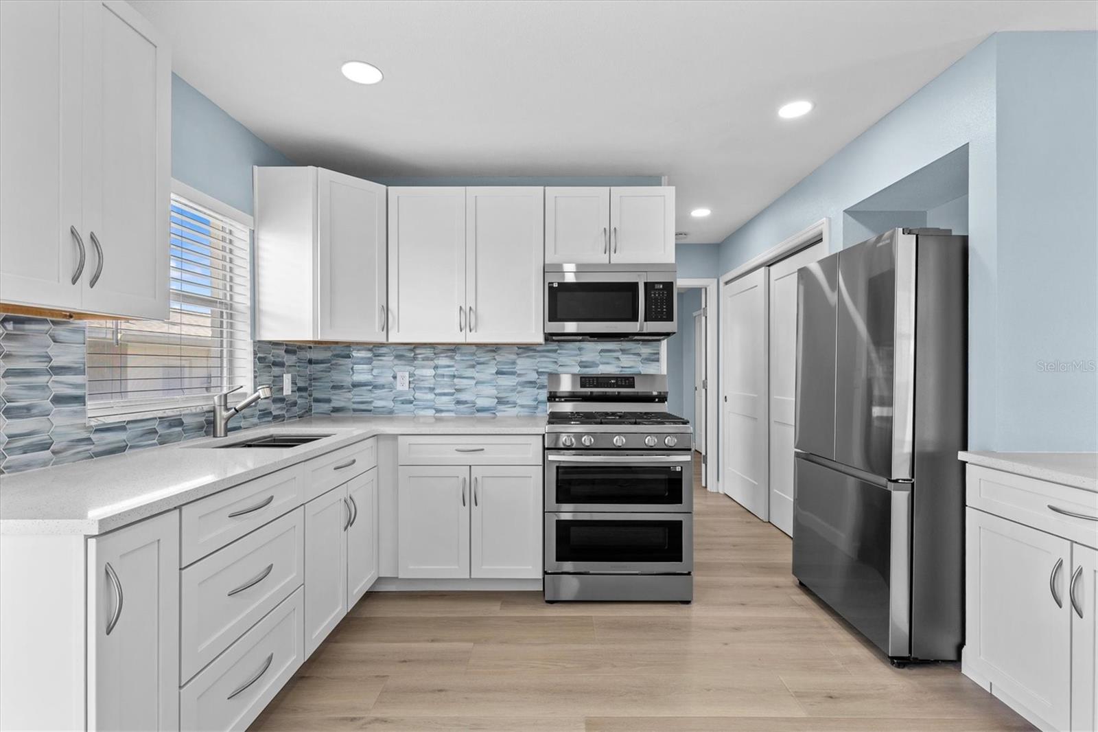 SEMINOLE HILL VILLAS - Residential