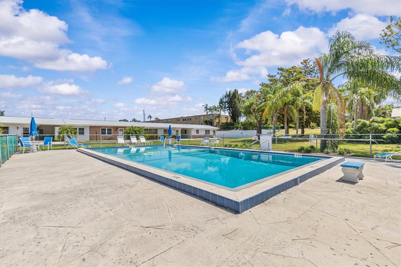 SEMINOLE HILL VILLAS - Residential