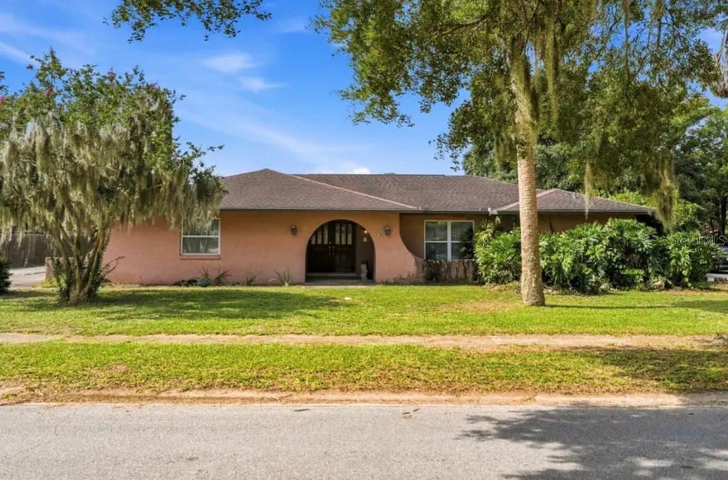 Photo of 71 Tarpon Circle, Winter Springs, FL 32708 (MLS # O6418735)