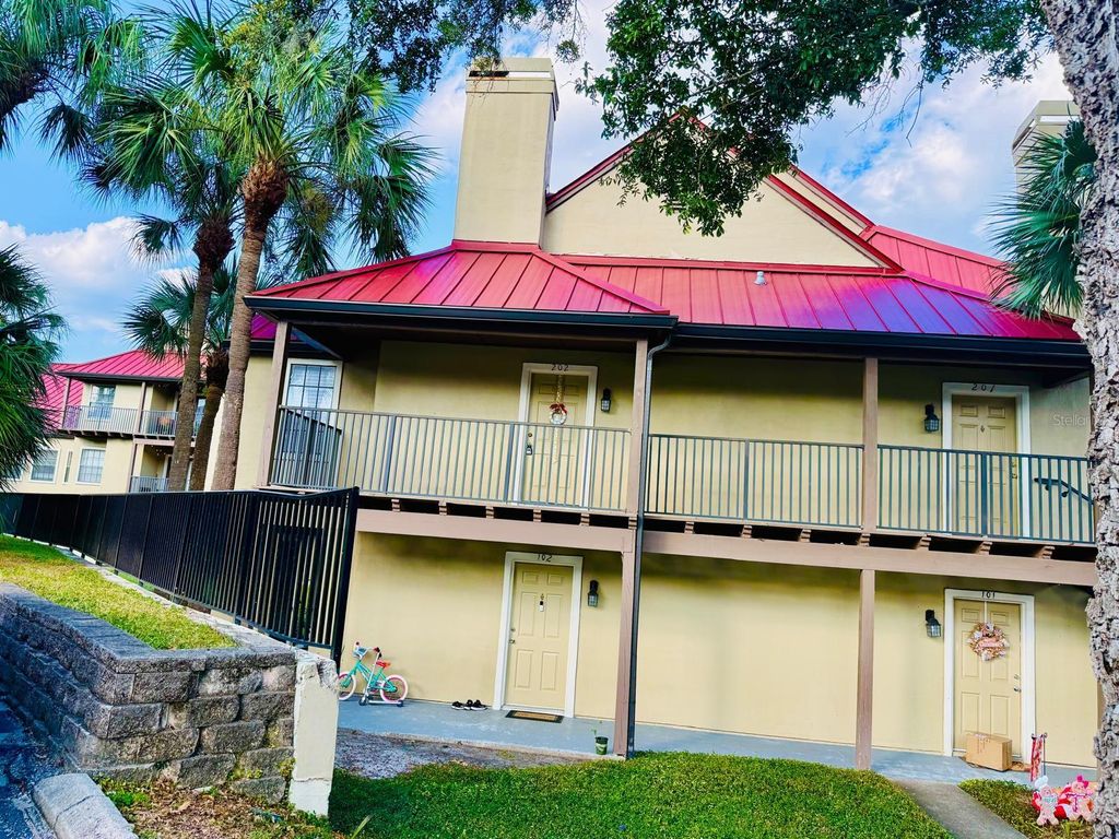 Photo of 216 Afton Square #202, Altamonte Springs, FL 32714 (MLS # O6363205)