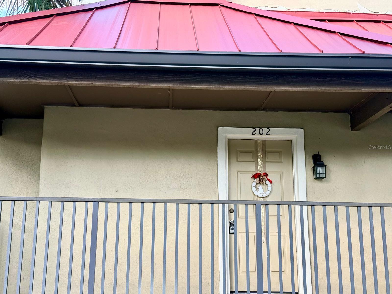 216 AFTON SQUARE 202