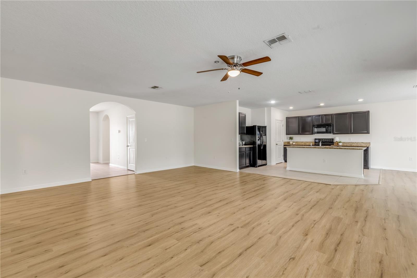 LAKE DIAMOND - Residential
