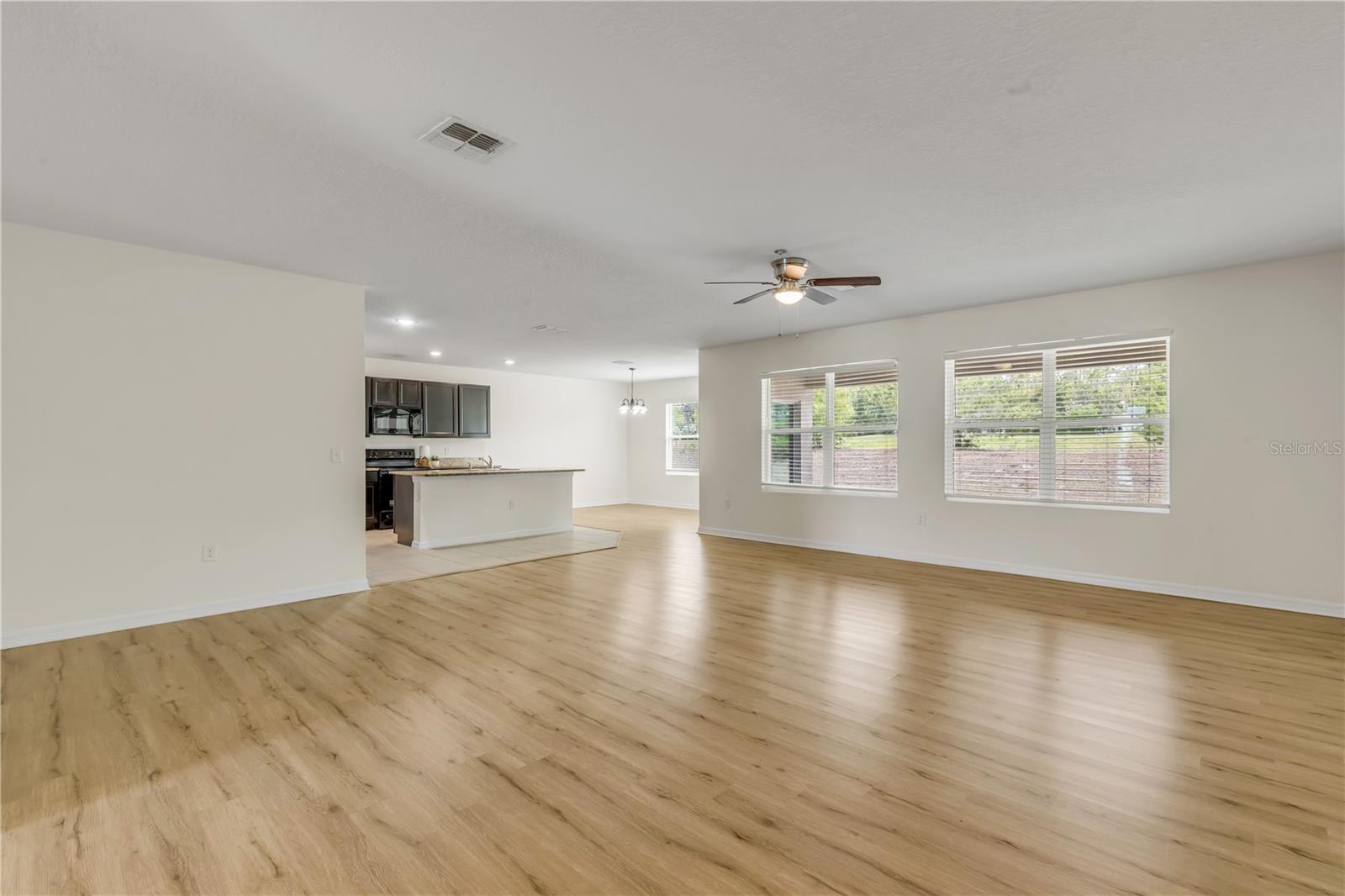 LAKE DIAMOND - Residential