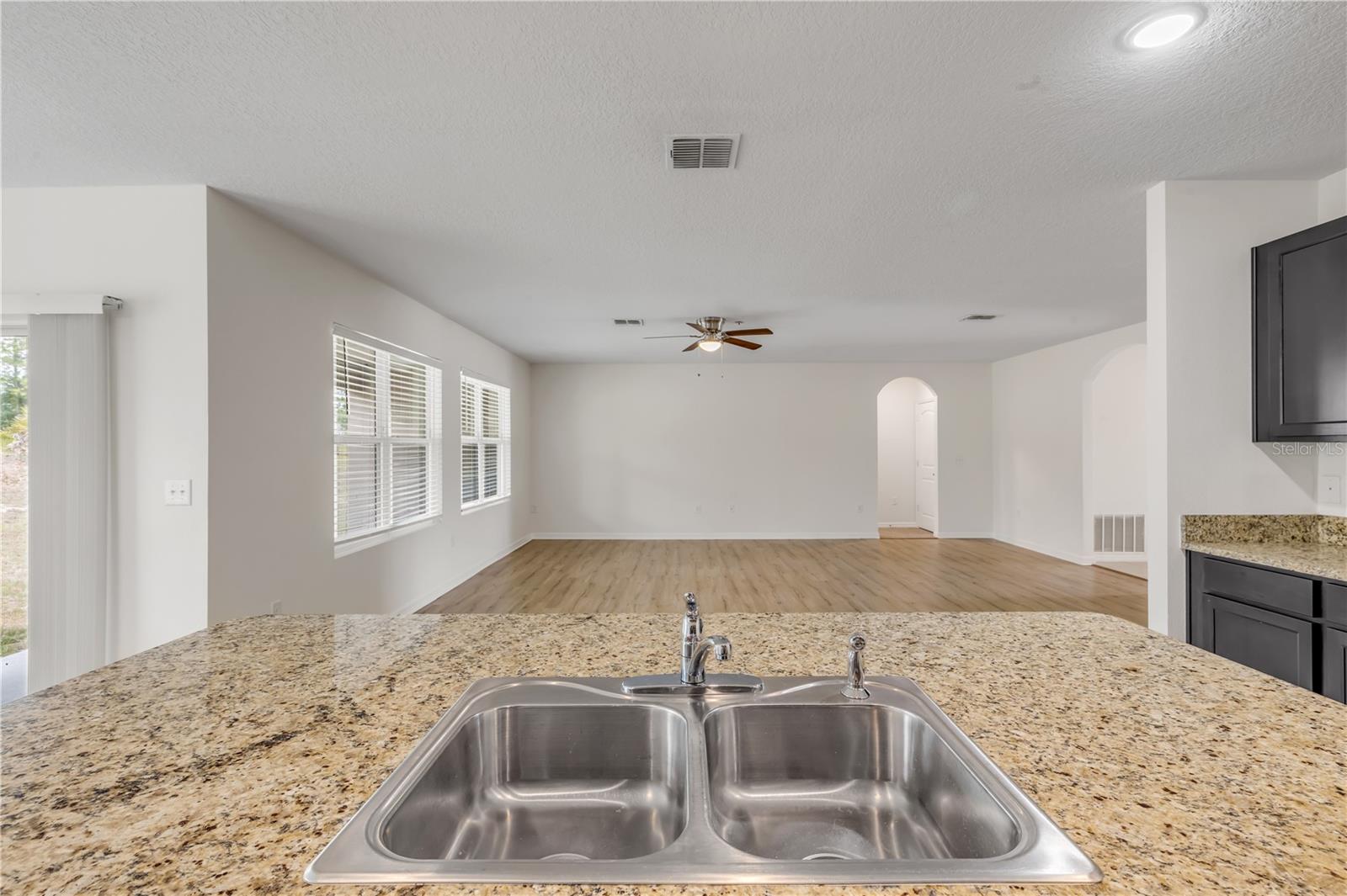 LAKE DIAMOND - Residential