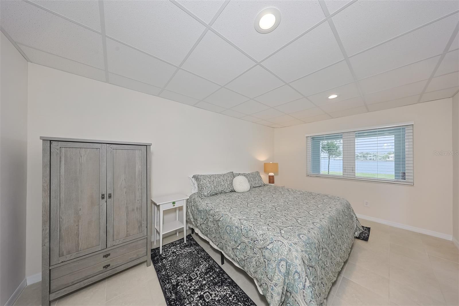 LONE PALM BEACH 1ST ADD - Residential