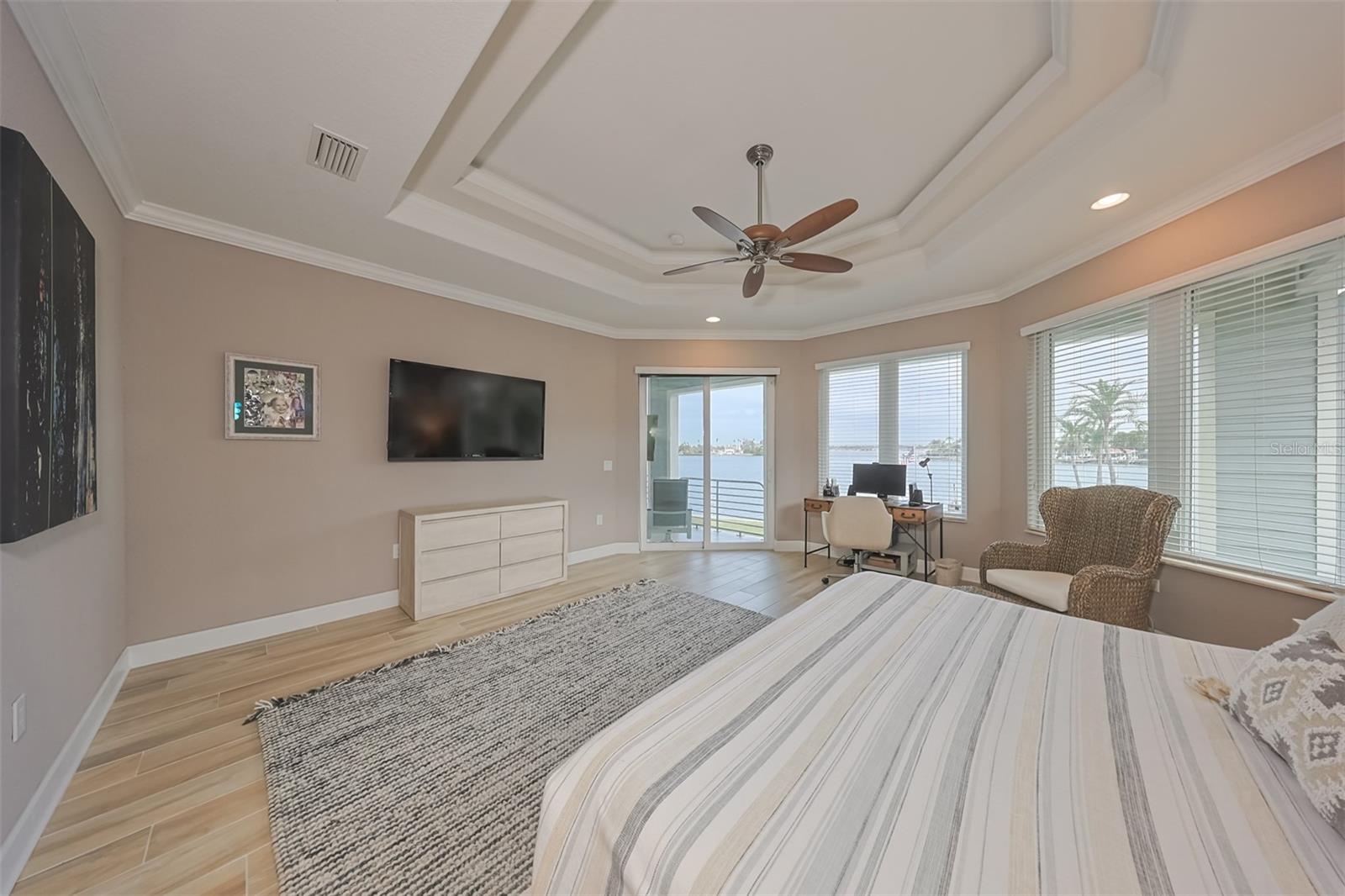 LONE PALM BEACH 1ST ADD - Residential