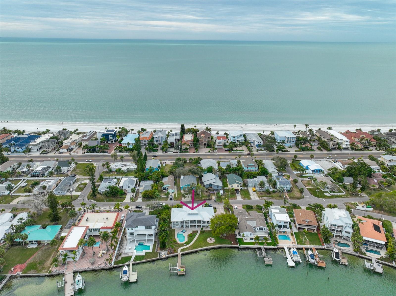 LONE PALM BEACH 1ST ADD - Residential