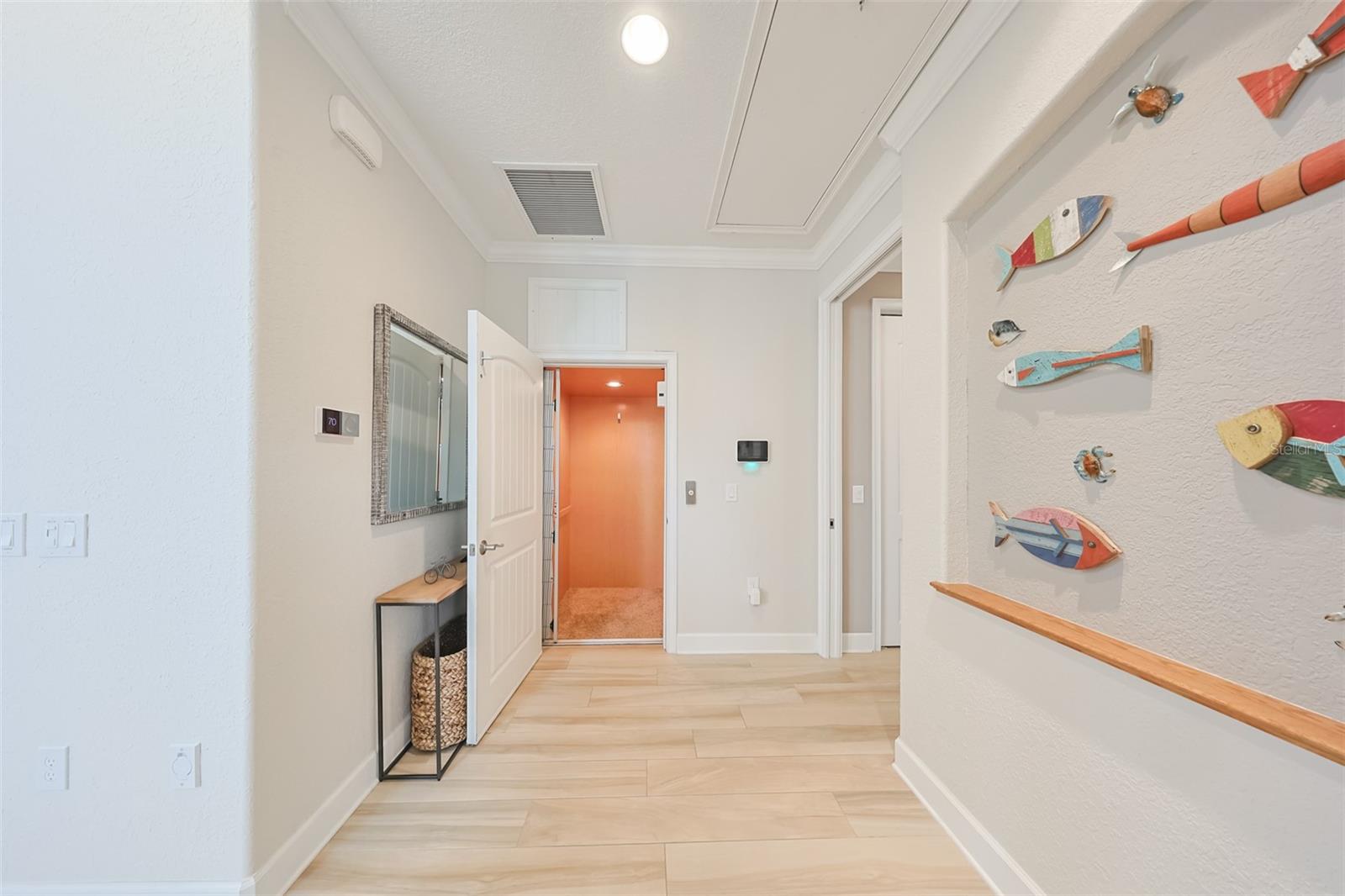 LONE PALM BEACH 1ST ADD - Residential