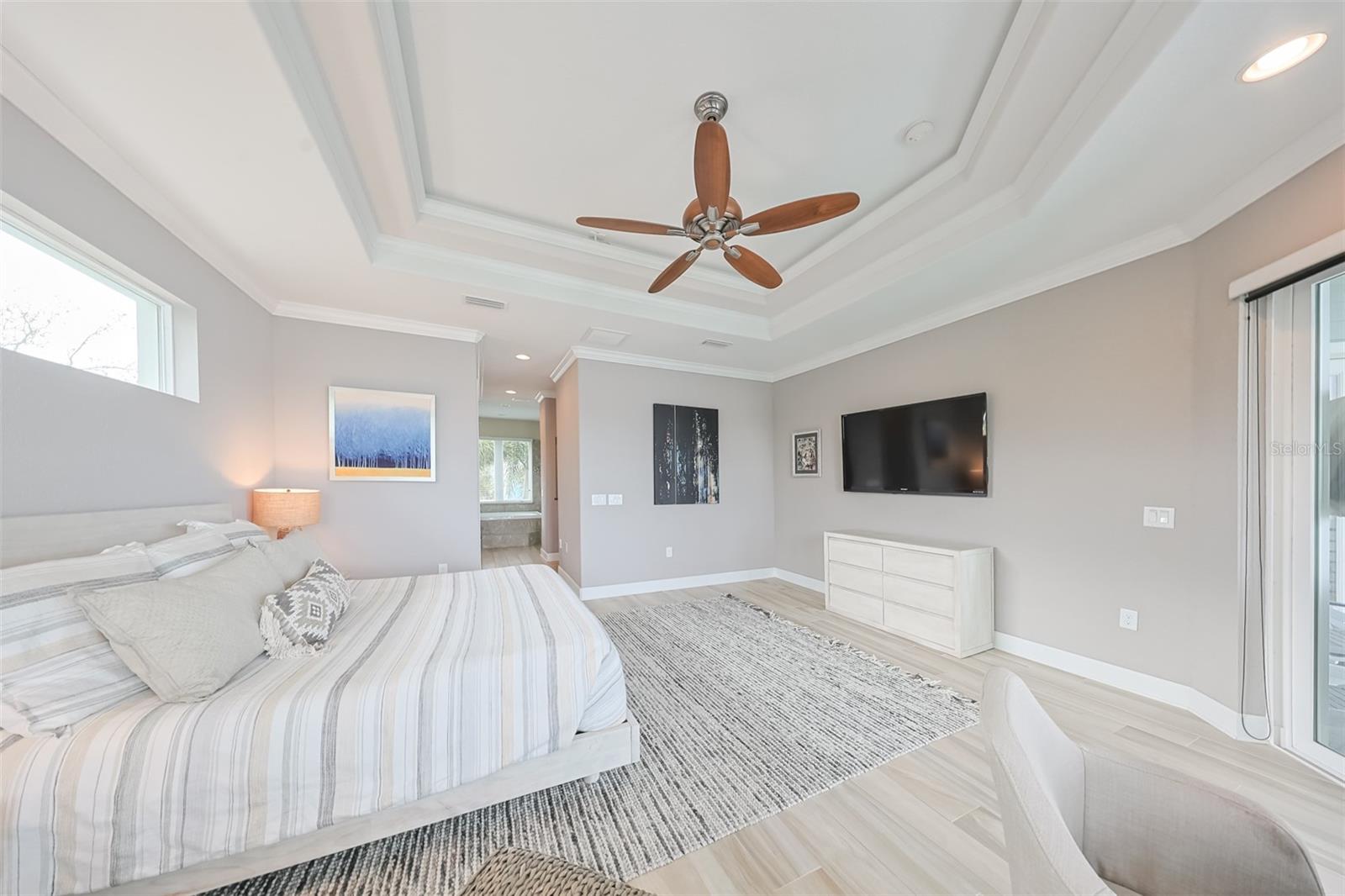 LONE PALM BEACH 1ST ADD - Residential