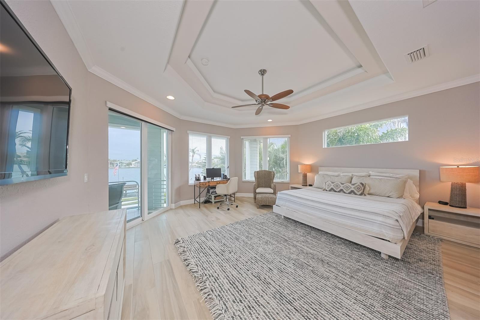 LONE PALM BEACH 1ST ADD - Residential