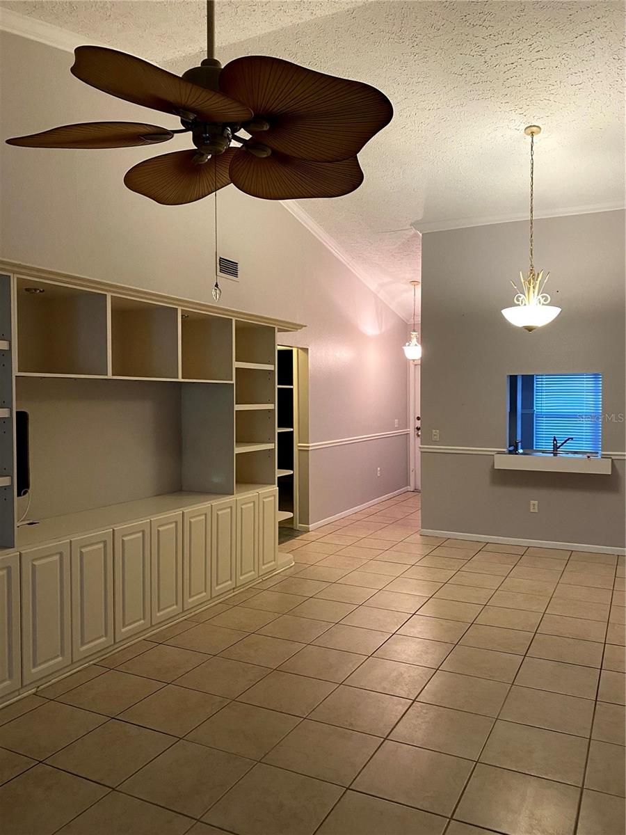 FOREST LAKE CONDO - Residential Lease