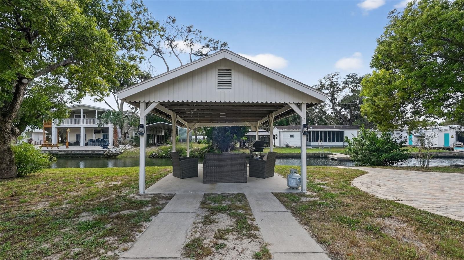 WEEKI WACHEE GARDENS ADD - Residential