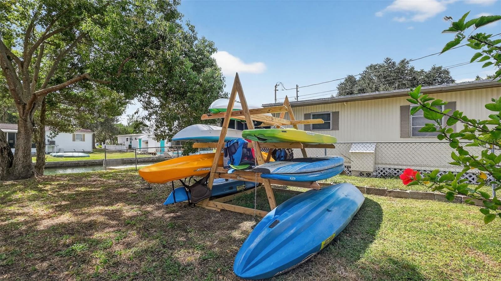 WEEKI WACHEE GARDENS ADD - Residential