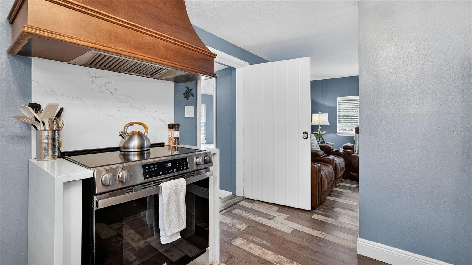 WEEKI WACHEE GARDENS ADD - Residential