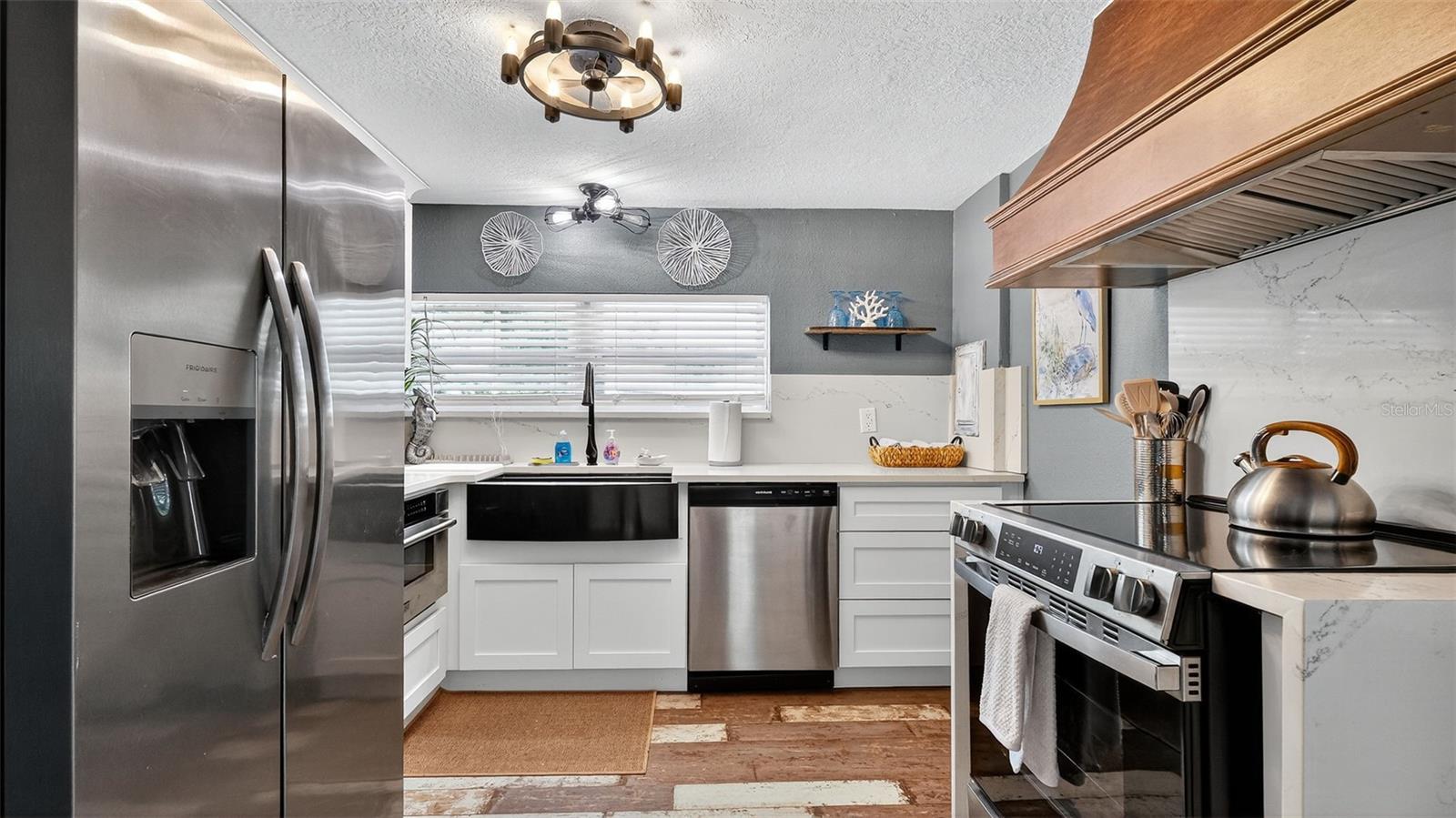 WEEKI WACHEE GARDENS ADD - Residential