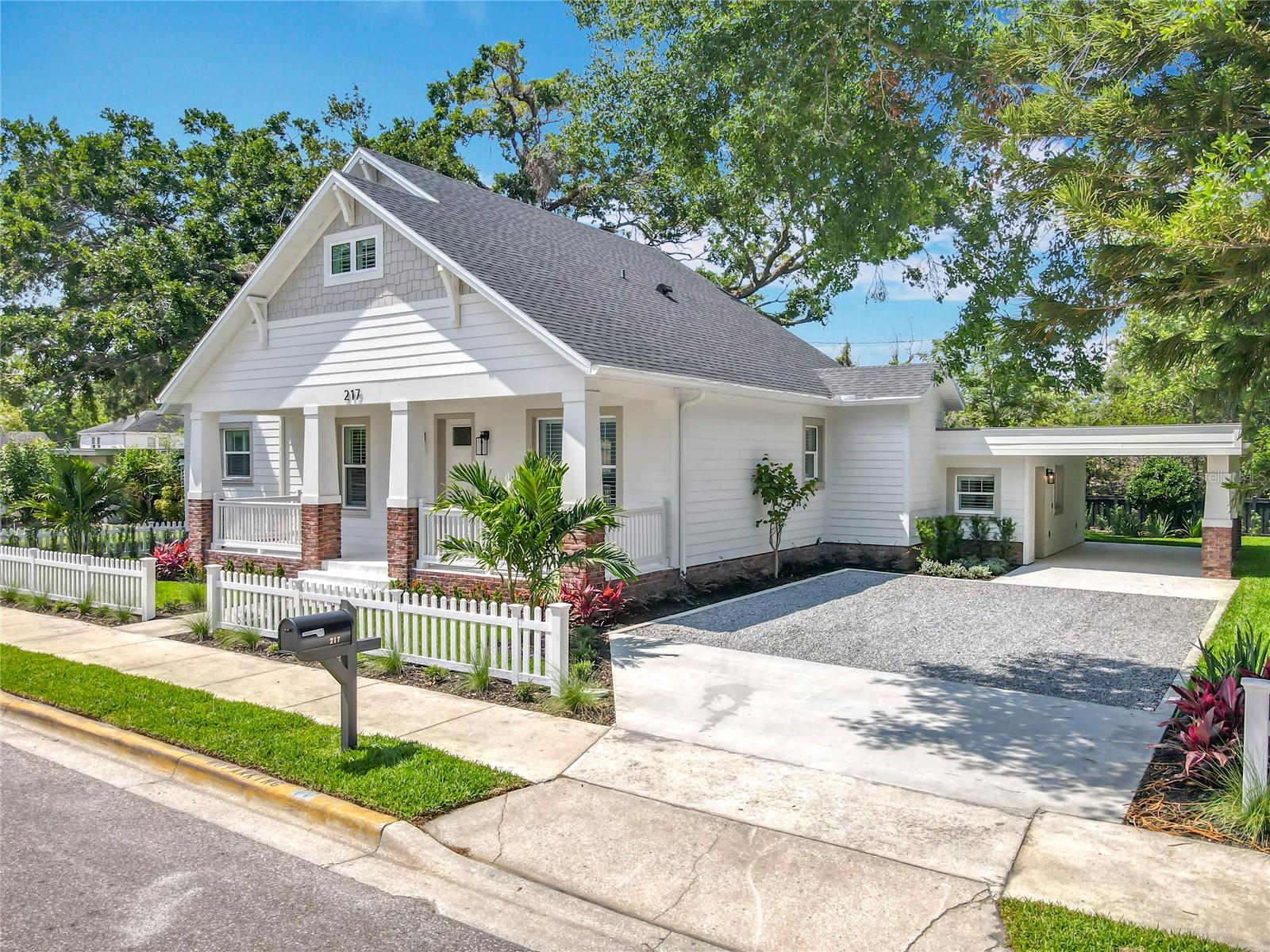 217 W BAY STREET