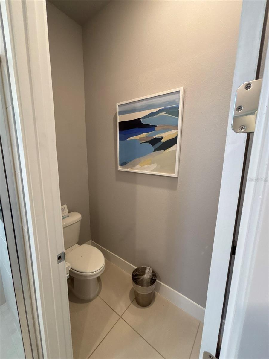 SPECTRUM AT REUNION CONDO PH 7A OR 6391/1578 UNIT - Residential Lease