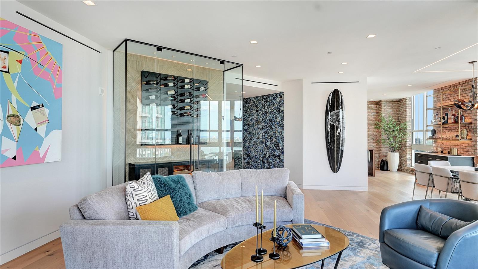 1350 MAIN RESIDENTIAL - Residential