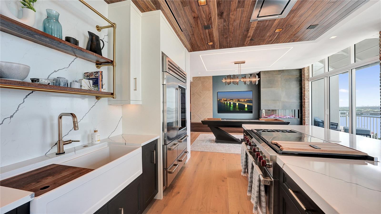 1350 MAIN RESIDENTIAL - Residential