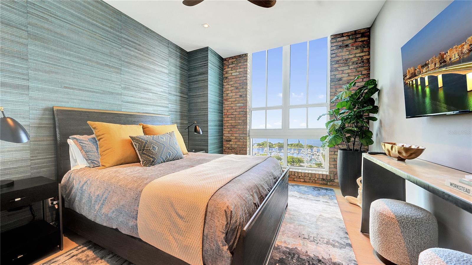 1350 MAIN RESIDENTIAL - Residential