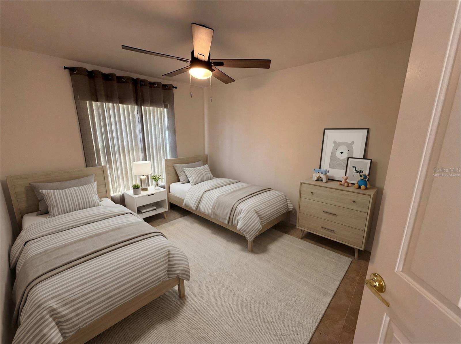 BREEZEWOOD PARK UNIT 08 - Residential Lease