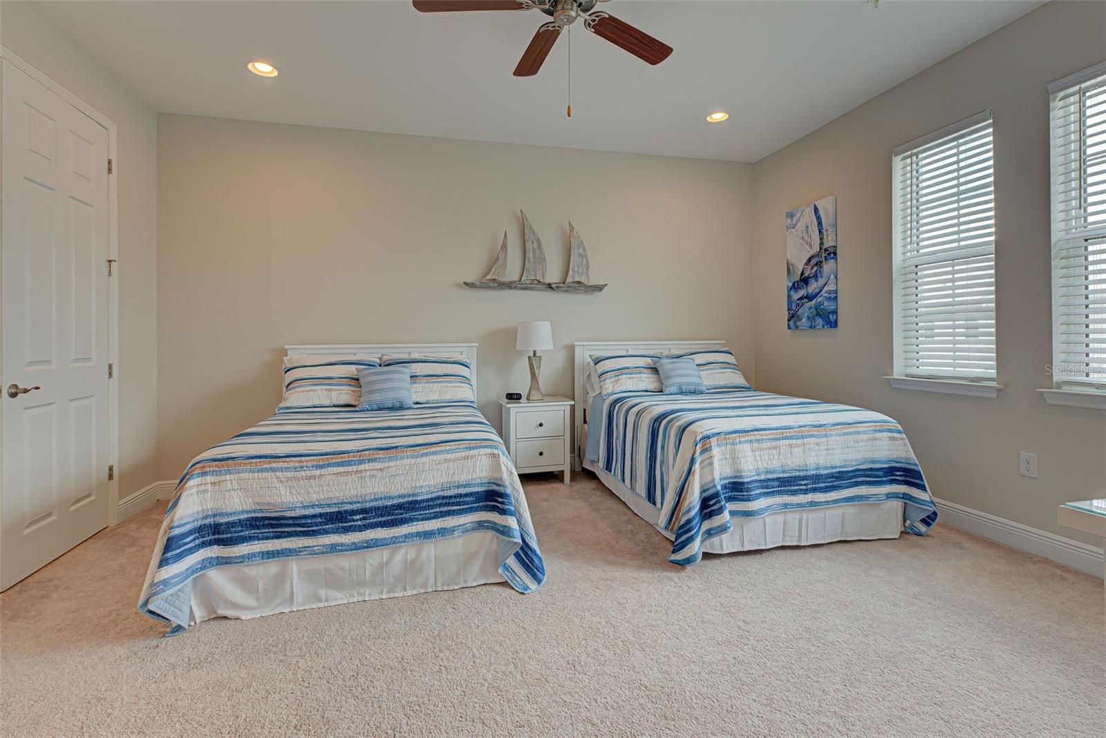 LANDINGS CORAL CRK - Residential Lease